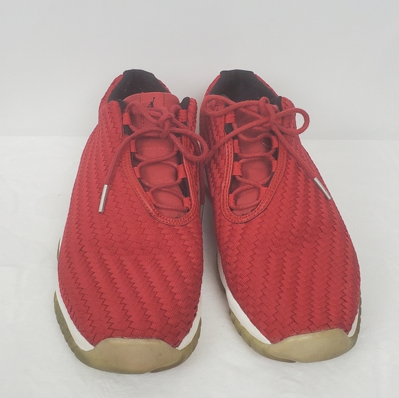 Air Jordan Future Low Red Sneakers 6Y - Picture 3 of 11
